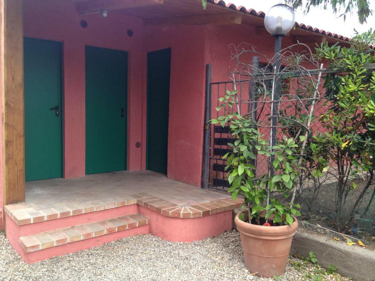 Appia Park Apartament 10 Min Dal Colosseo โรม ภายนอก รูปภาพ
